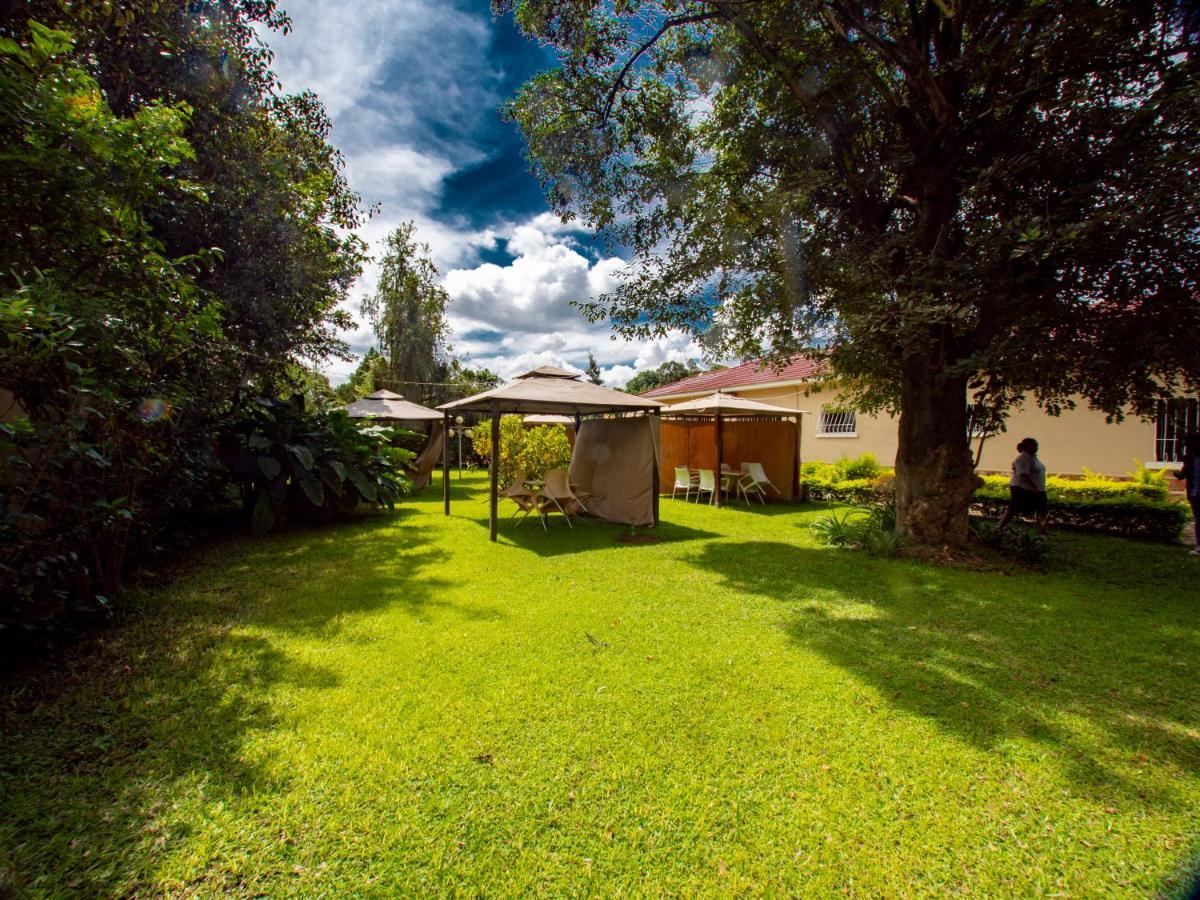 Bougainvilla Guesthouse&Restaurant Lubumbashi Extérieur photo