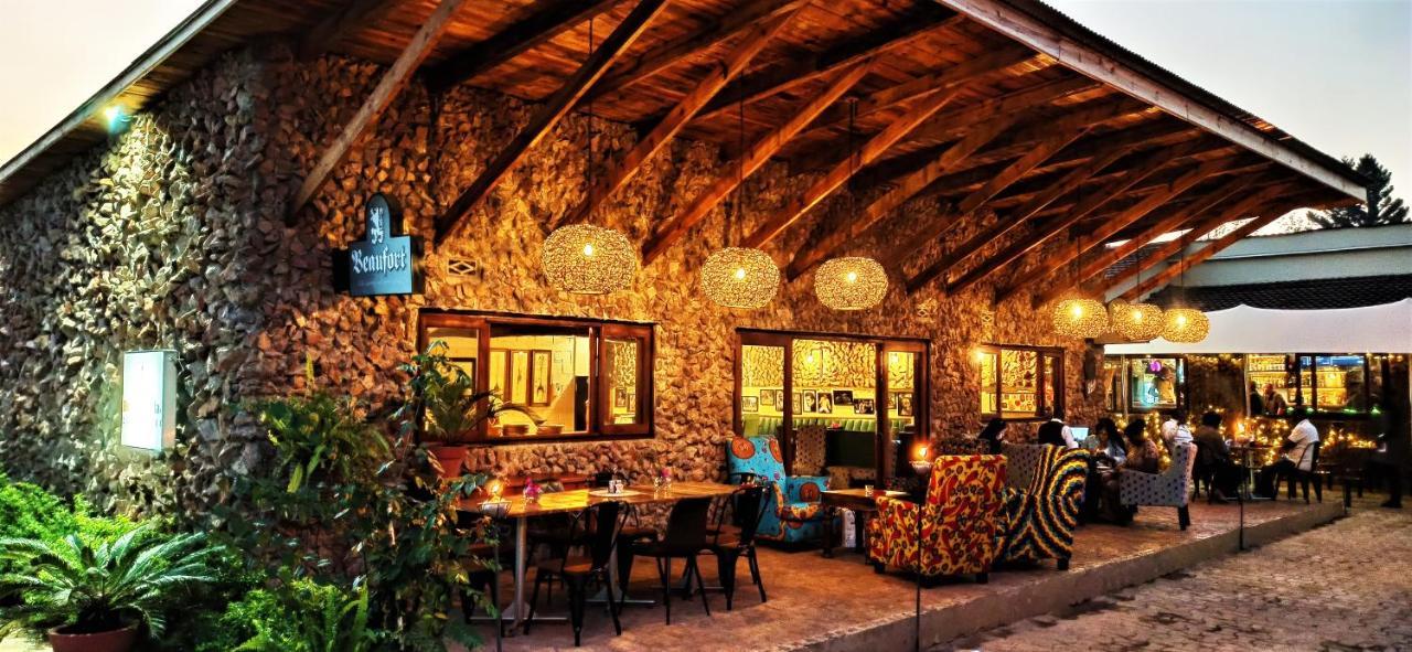 Bougainvilla Guesthouse&Restaurant Lubumbashi Extérieur photo