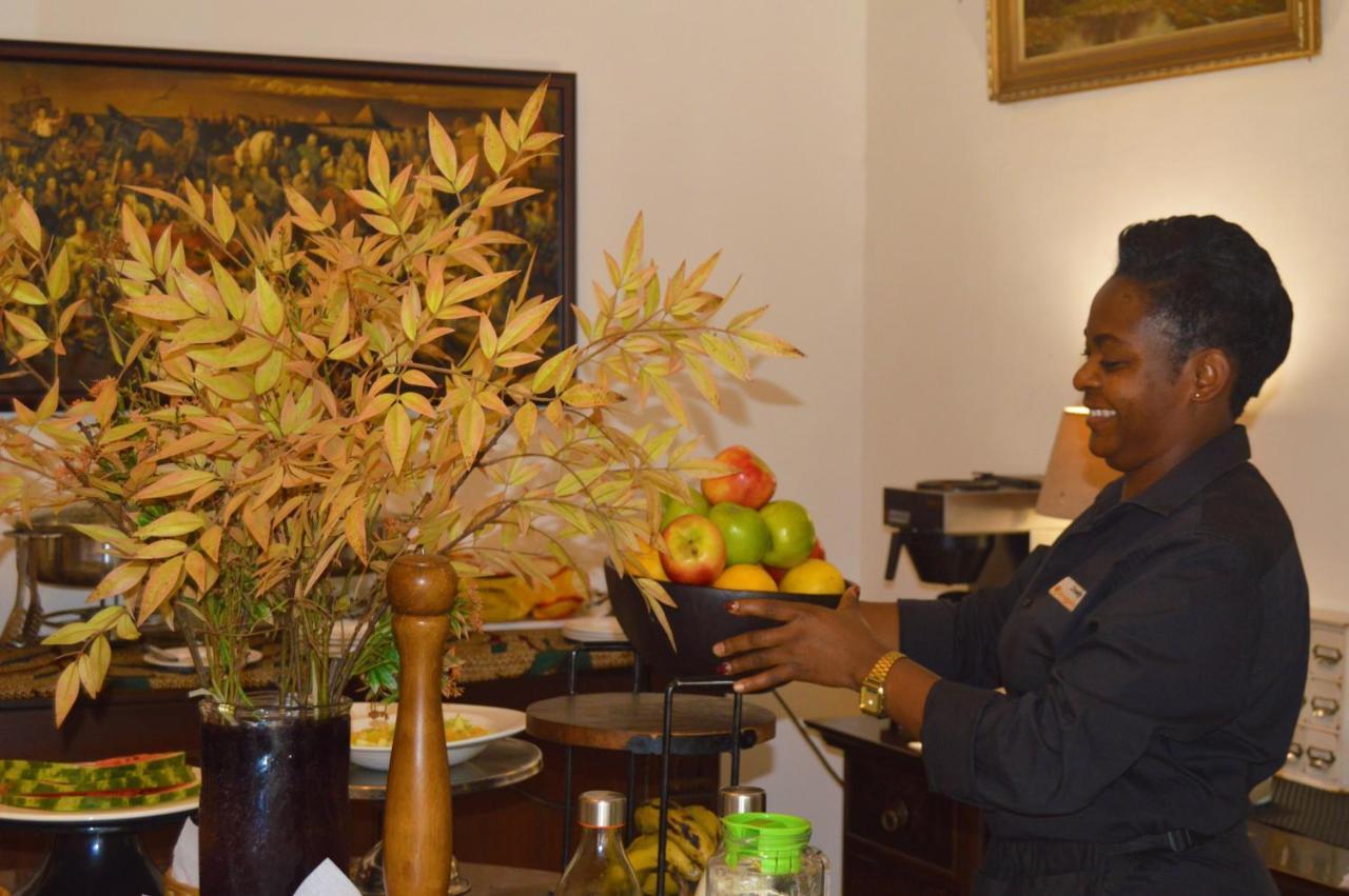 Bougainvilla Guesthouse&Restaurant Lubumbashi Extérieur photo