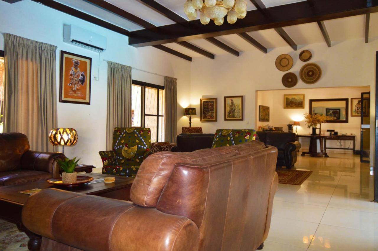 Bougainvilla Guesthouse&Restaurant Lubumbashi Extérieur photo