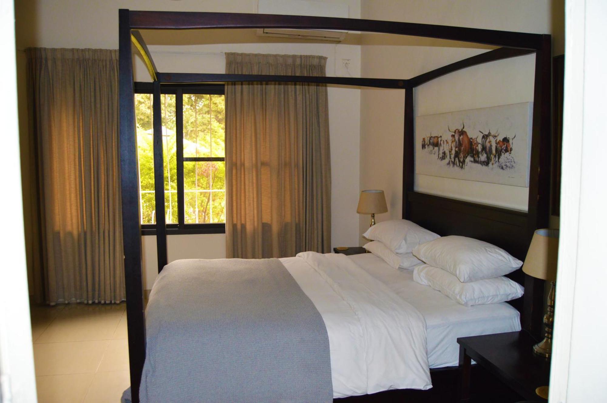 Bougainvilla Guesthouse&Restaurant Lubumbashi Extérieur photo