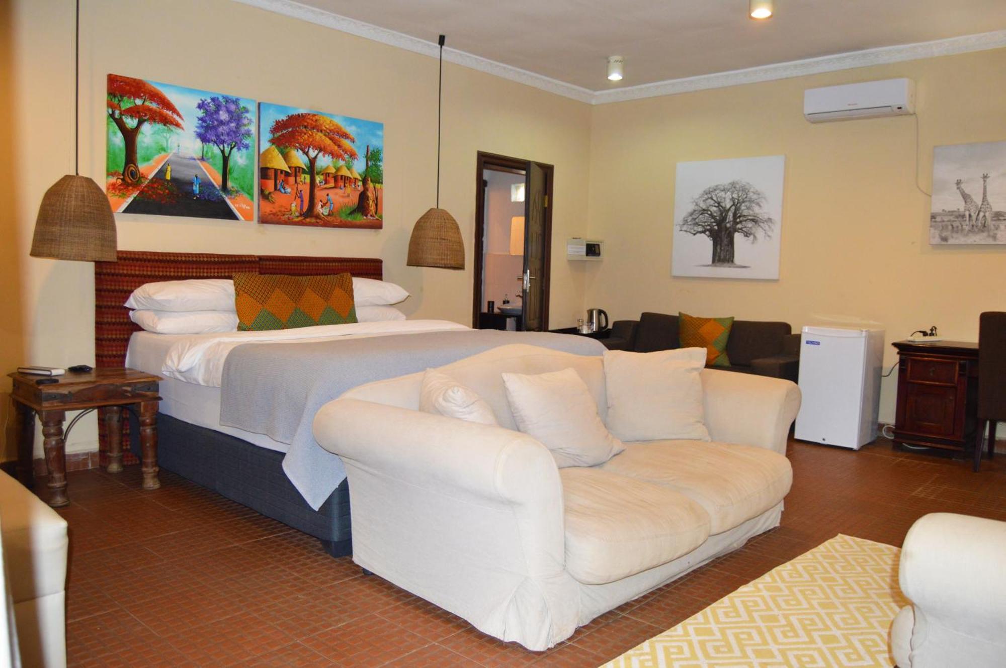 Bougainvilla Guesthouse&Restaurant Lubumbashi Extérieur photo