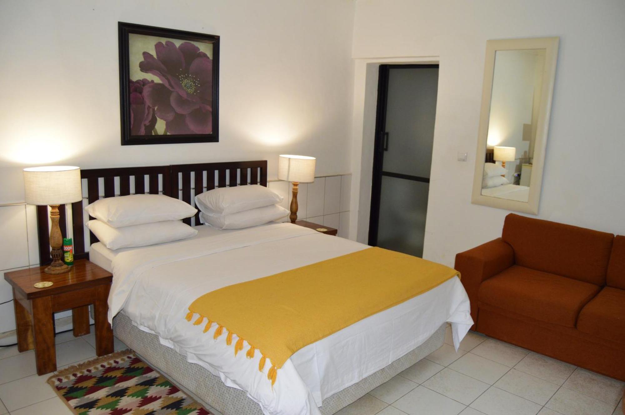 Bougainvilla Guesthouse&Restaurant Lubumbashi Extérieur photo
