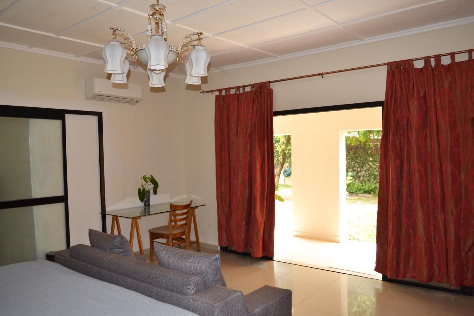 Bougainvilla Guesthouse&Restaurant Lubumbashi Extérieur photo